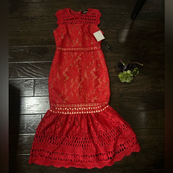 Lulus Dresses & Skirts - Lulus dress